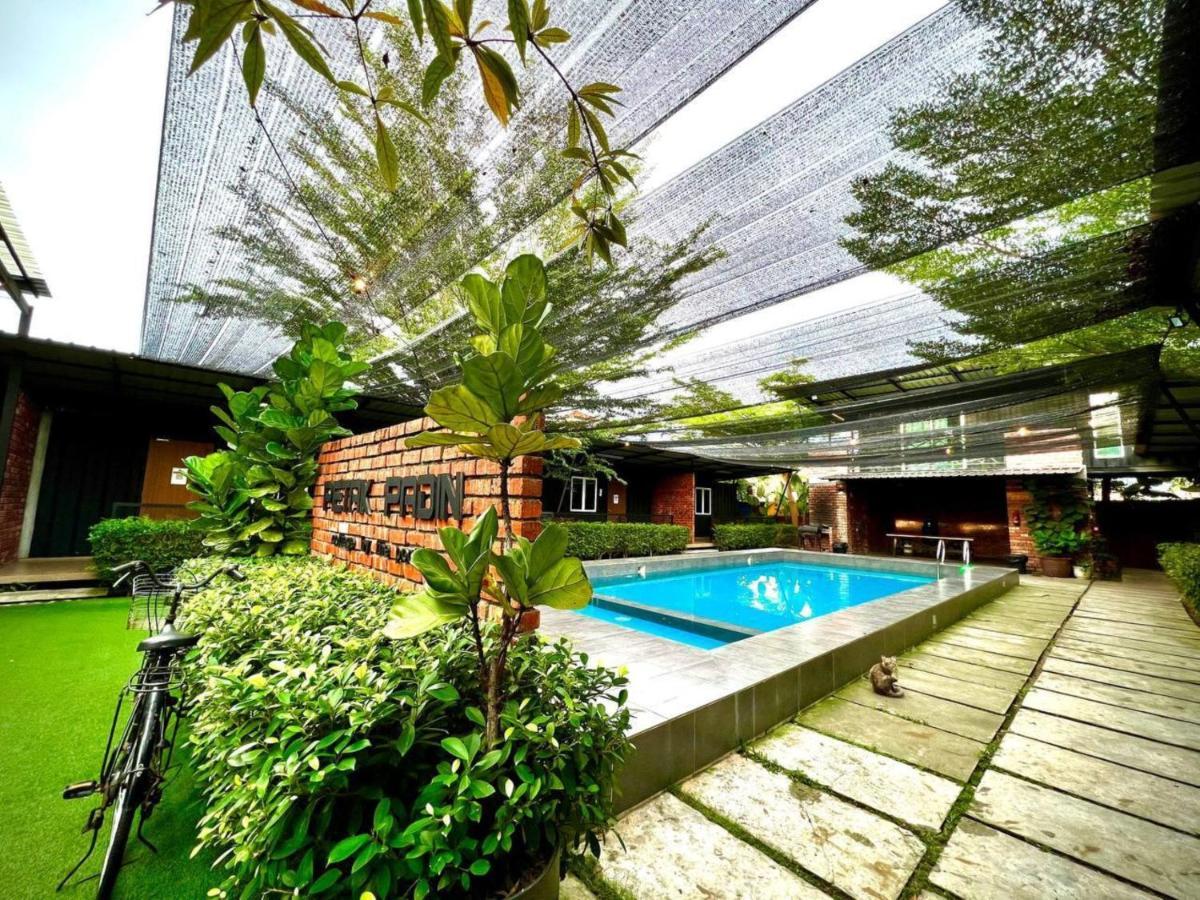 Petak Padin Cottage By The Pool, Kepala Batas  Εξωτερικό φωτογραφία